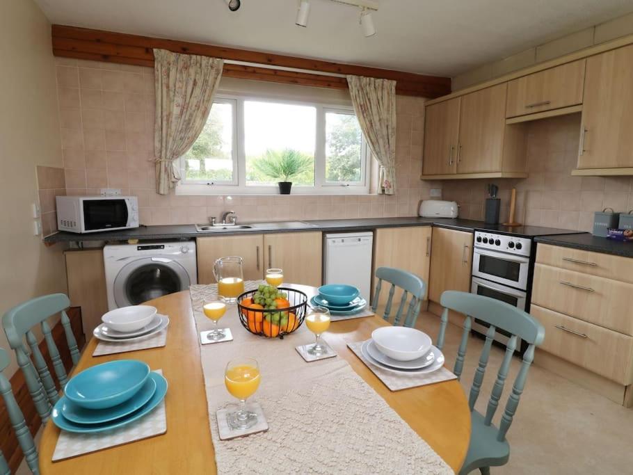 Cheerful Spacious 2 Bedroom Holiday Home St Anns 12 Gunnislake المظهر الخارجي الصورة